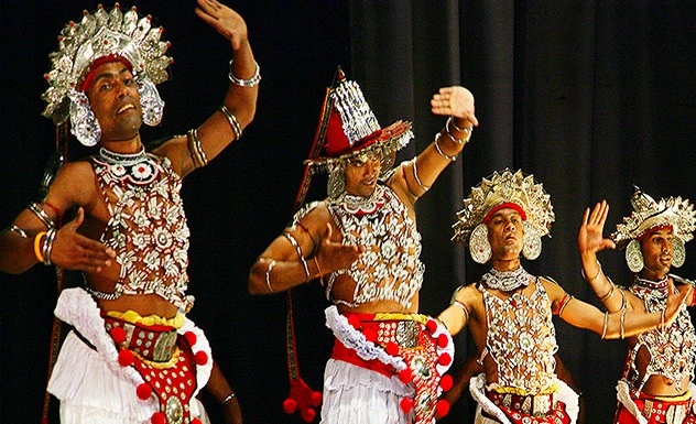 Kandy Cultural Dance Show (Optional)